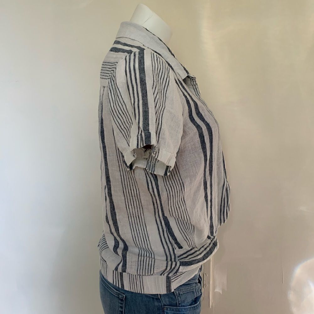 Universal Thread Linen Striped Knot Front Tee - Picture 5 of 8